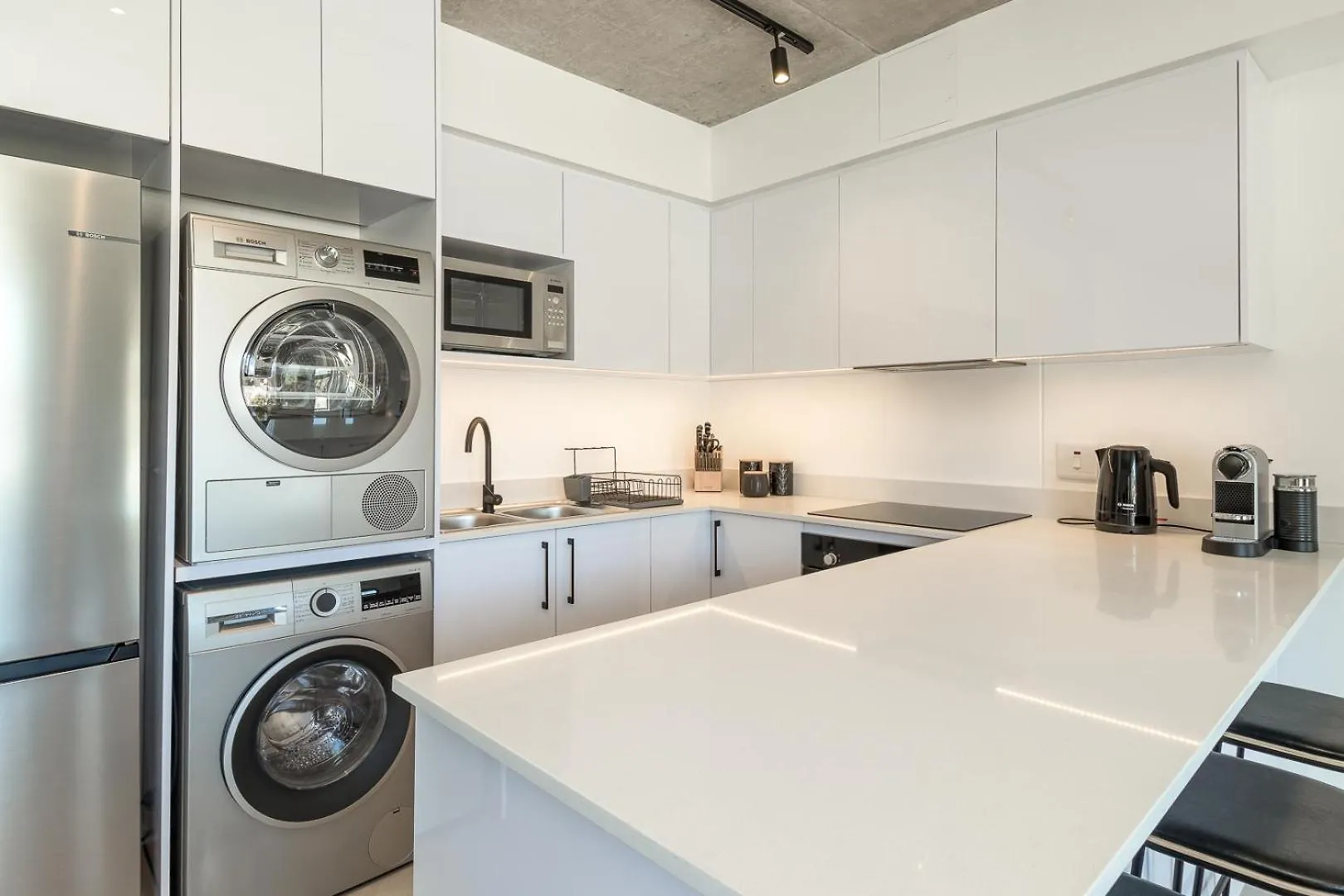 Luxury & Tranquility At Alphen Glen Constantia Apartment Cape Town