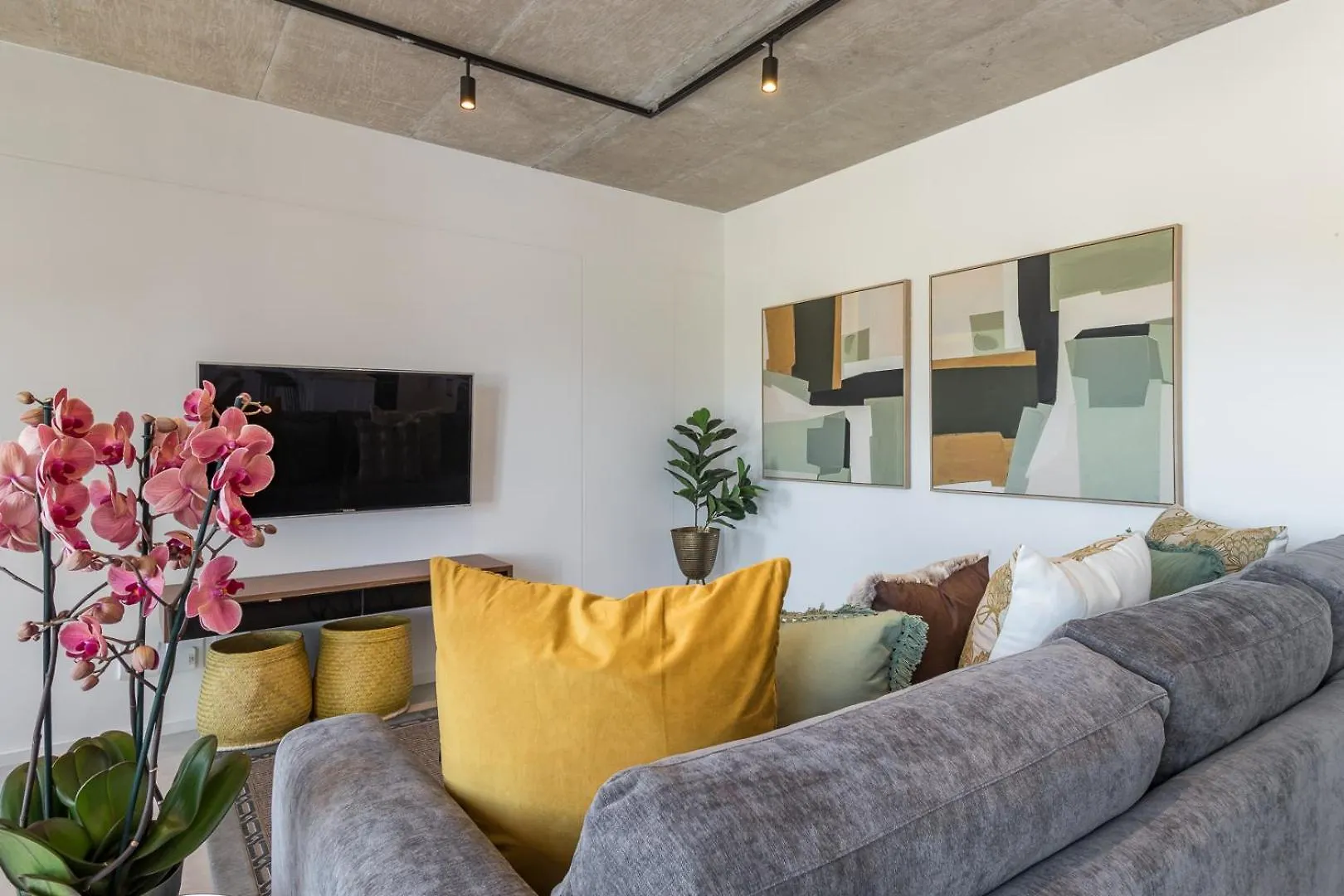 Luxury & Tranquility At Alphen Glen Constantia Apartment Cape Town